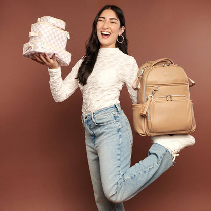 Itzy Ritzy Taupe Checkerboard Pack Like a Boss™ Packing Cubes