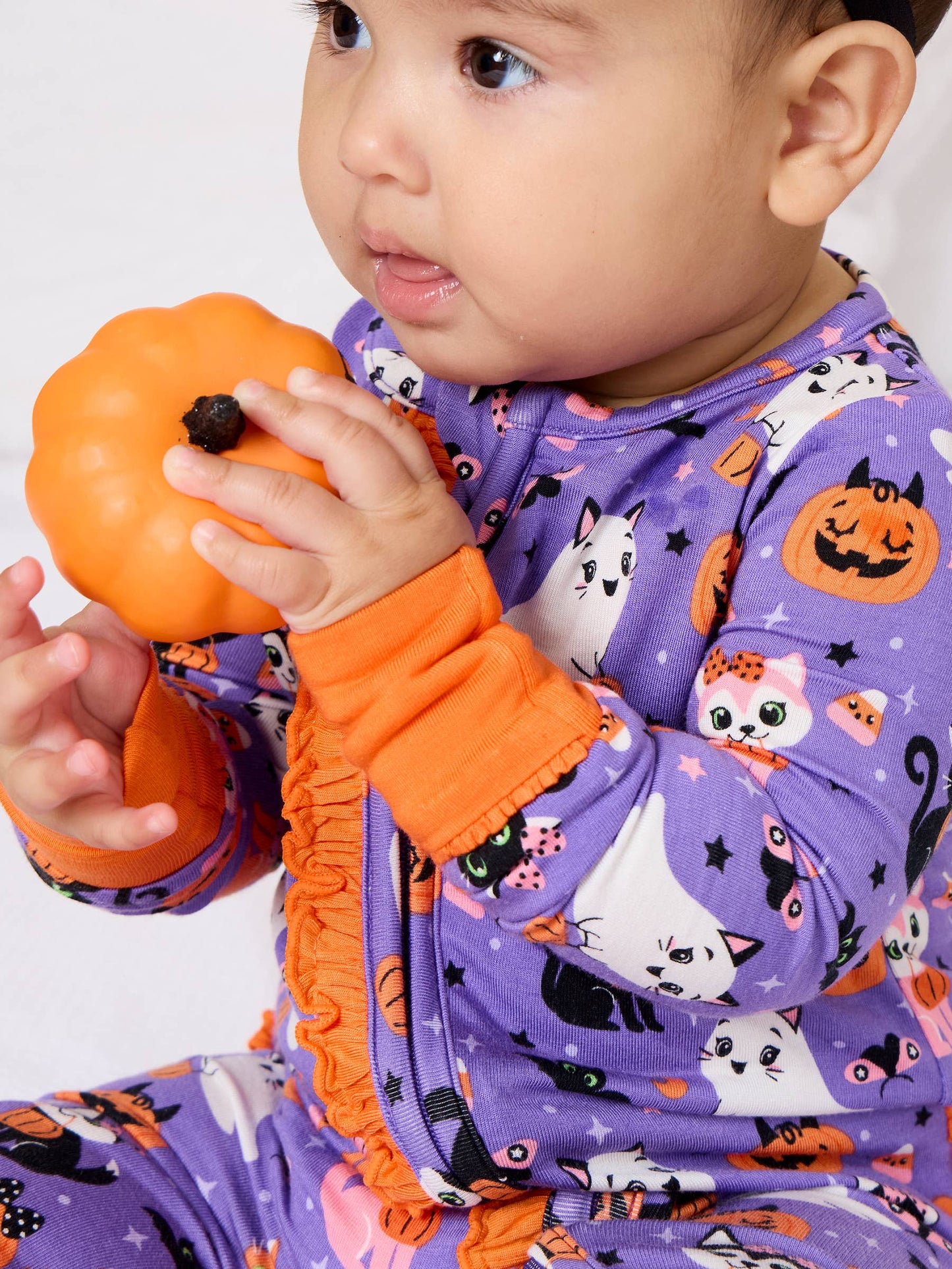 SoftSnooze™ Baby Girls Bamboo Viscose Boo-tiful Kittens Convertible Ruffle One Piece Footie Pajama
