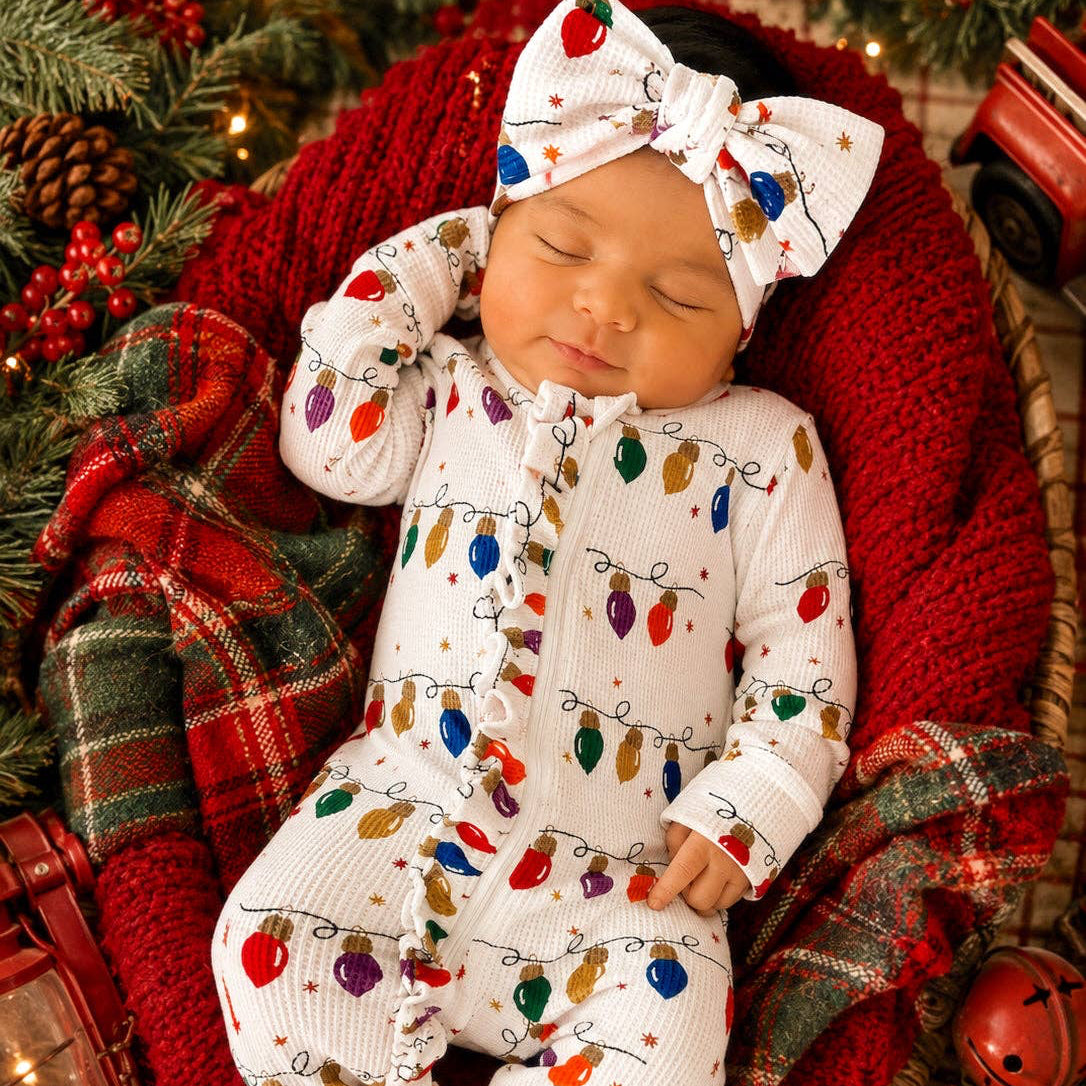 Organic Waffle Ruffle Zip Footie, Christmas Lights