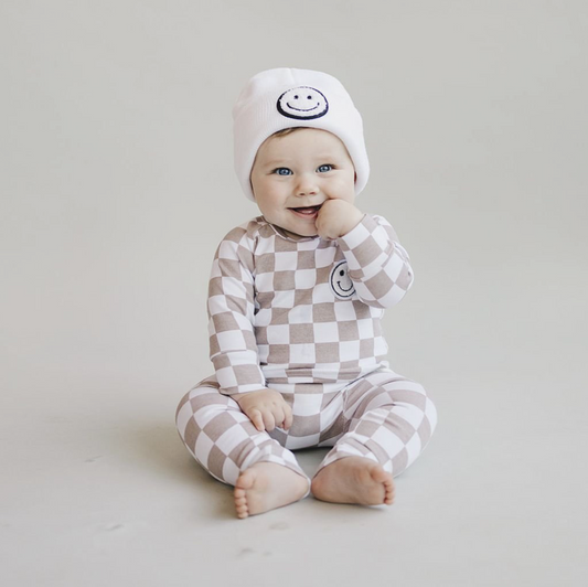 Checkered Smiley Lounge Set | Latte